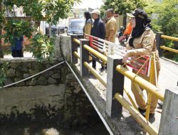 Pastikan Saluran Air Tetap Lancar, Wali Kota Bandar Lampung Sidak Pasca Hujan Di Tanjung Senang