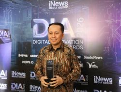 Dirjen Keuangan Daerah Agus Fatoni Terima Penghargaan Digital Innovation Award 2026