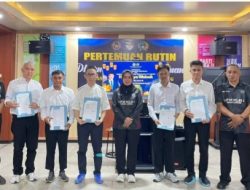 Berkah Waisak, 5 Warga Binaan Terima Surat Keputusan Remisi Khusus