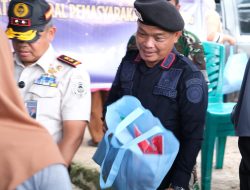 Lapas Narkotika Bagikan Ratusan Sembako Kepada Warga Sekitar