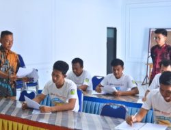 Hari Ketiga Ujian Kesetaraan, Warga Binaan Lapas Muara Tebo Tetap Semangat Ikuti Paket B dan C
