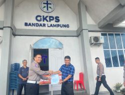 Peringati Hari Bhayangkara ke-80, Ditlantas Polda Lampung Gelar Bakti Religi di Gereja GKPS