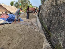 SATGAS TMMD 129 KEBAL PANAS: PASOKAN MATERIAL TERUS MENGALIR, PEMBANGUNAN RABAT BETON JALAN NANGKA TERUS DIGENCARKAN