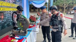 Satuan Brimob Polda Lampung Amankan Pemusnahan Ratusan Senjata Api Rakitan dan Amunisi Serahan Masyarakat