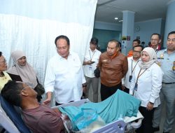 Dirut Jasa Raharja Dampingi Wamenhub Tinjau Penanganan Korban KM  Mutiara Sentosa II di RS PHC Surabaya