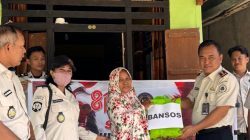 JELANG HUT RI KE-81, LAPAS AMPANA BERBAGI SEMBAKO UNTUK WARGA SEKITAR
