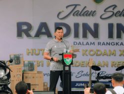 Gubernur Mirza Ikuti Gerak Jalan Sehat Peringatan HUT ke-1 Kodam XXI/Radin Inten dan HUT ke-81 RI