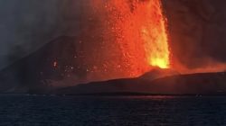 Pemprov Lampung Imbau Masyarakat Tetap Tenang dan Gunakan Masker Hadapi Abu Vulkanik Gunung Anak Krakatau