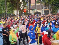 5.000 Warga Tumpah Ruah di Taman Kota Metro, Danrem Gatam: Kebersamaan Kekuatan Kita