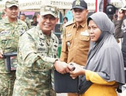 Bazar Murah UMKM Ramaikan HUT ke-81 TNI di Lampung