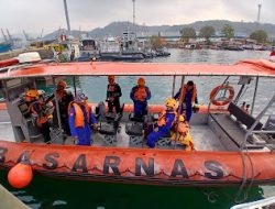Polda Lampung Perkuat Pencarian 5 Wartawan dan 3 Kru Kapal yang Hilang Kontak di Selat Sunda