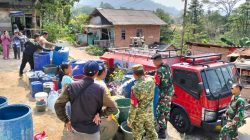 Kemarau Panjang,Koramil 410-02/TBS Pantau Pembagian Air Bersih di kelurahan Garuntang